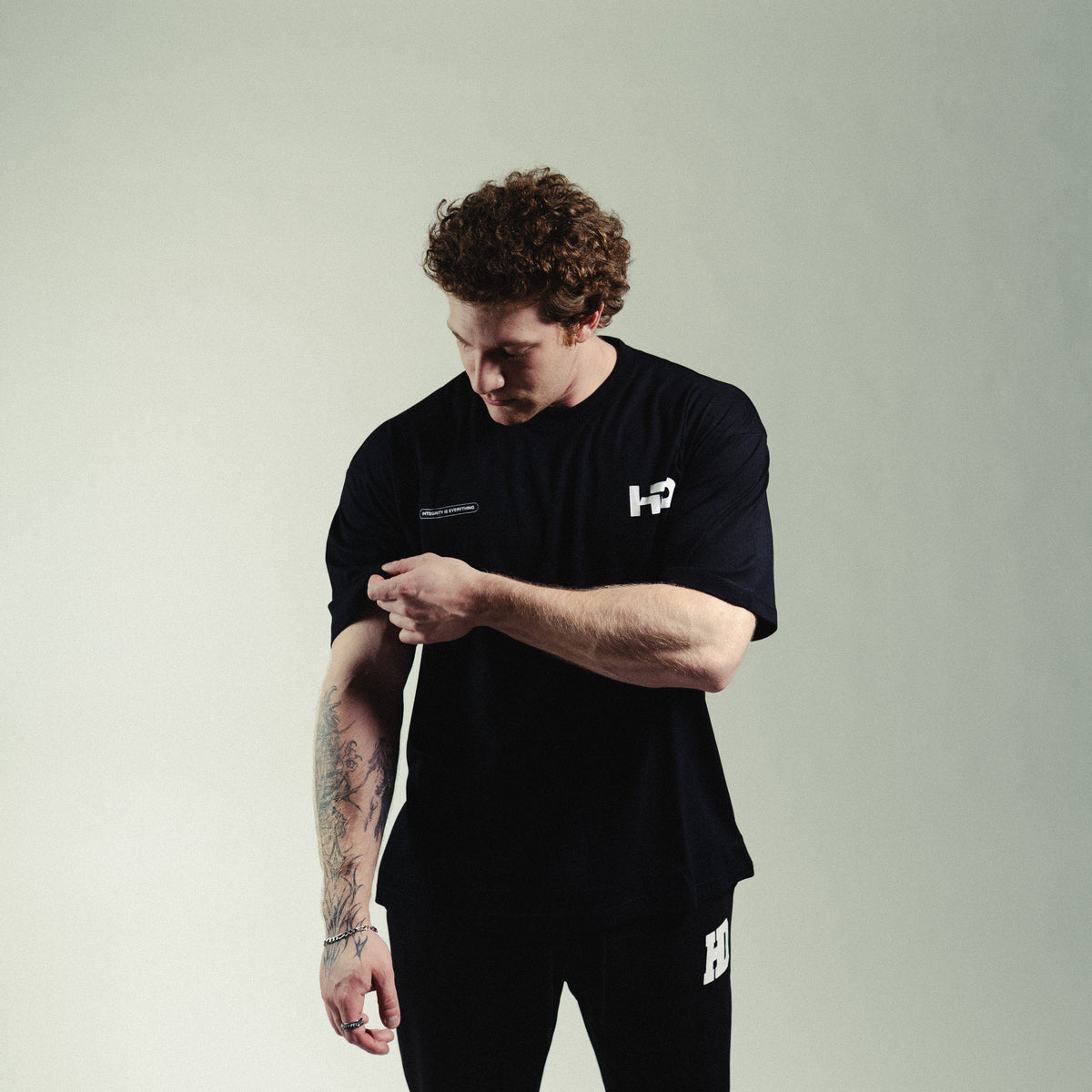 Essential T-Shirt — Black